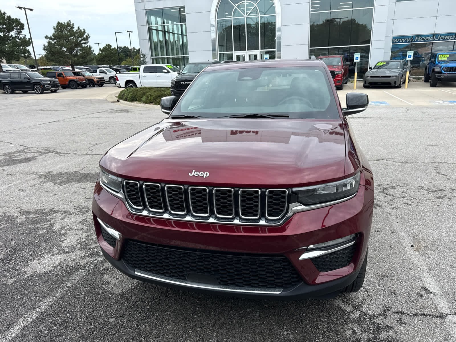 Used 2024 Velvet Red Pearlcoat Jeep Limited image 2