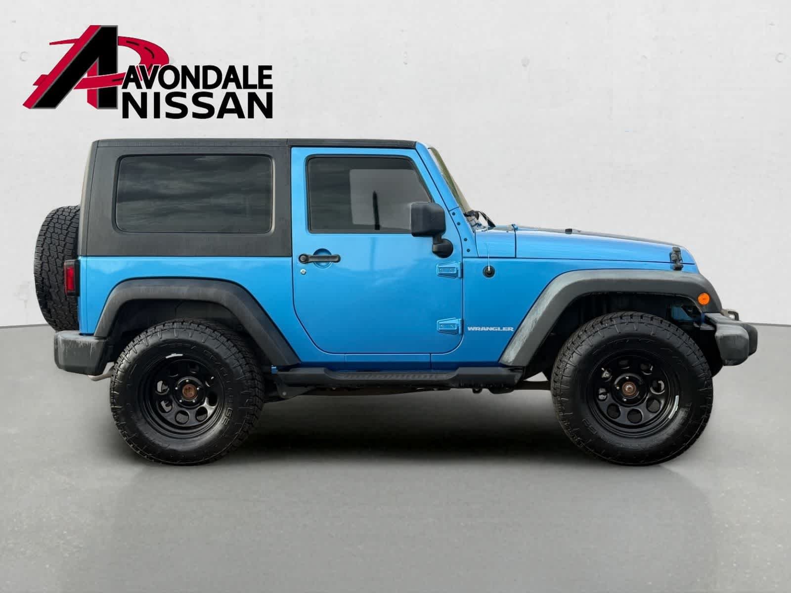 Used 2010 Surf Blue Pearl Jeep Islander image 7