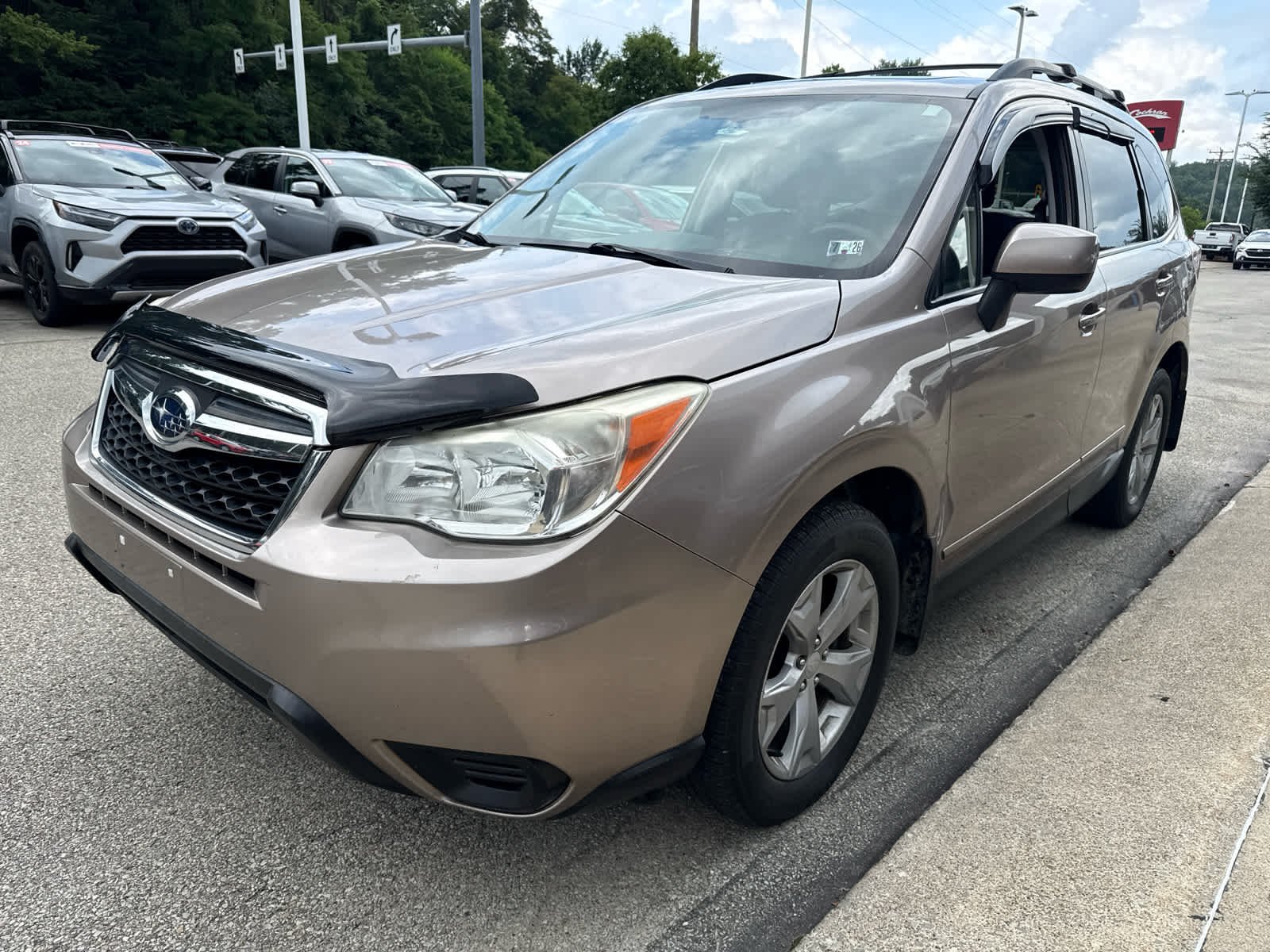 Used 2015  Subaru 2.5i Premium image 3