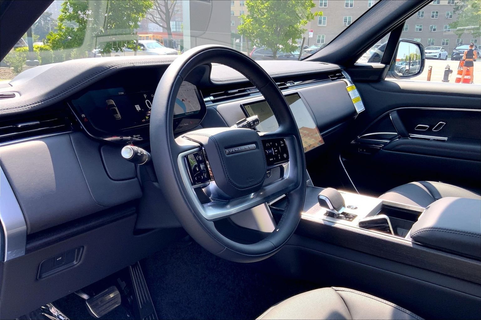 New 2026 Fuji White Land Rover SE 7 Seats image 8