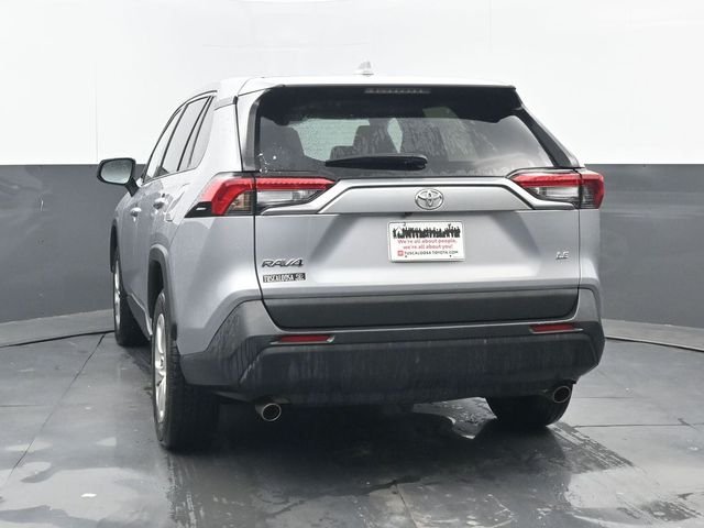 Used 2023 Silver Sky Metallic Toyota LE image 4