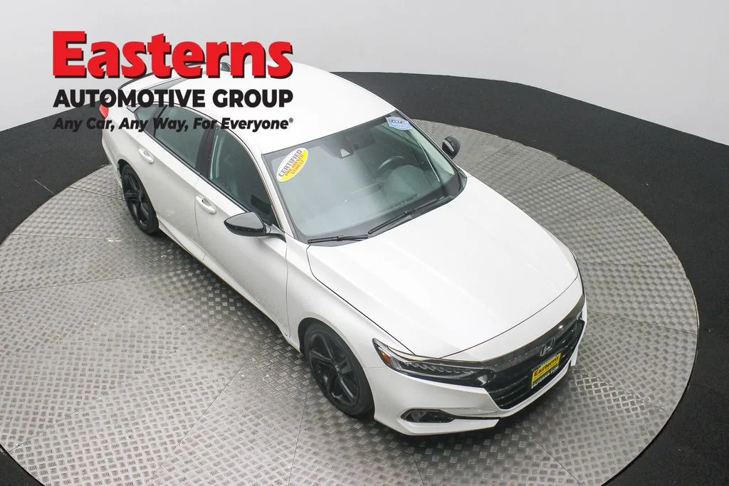 Used 2021 White Honda Sport Special Edition image 3