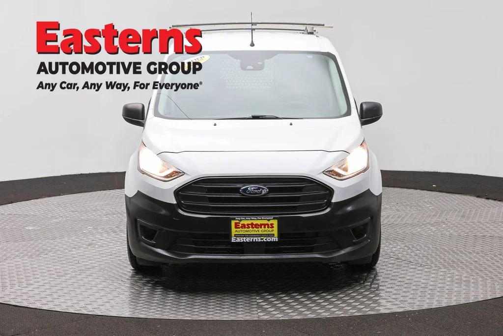 Used 2019 White Ford XL image 2
