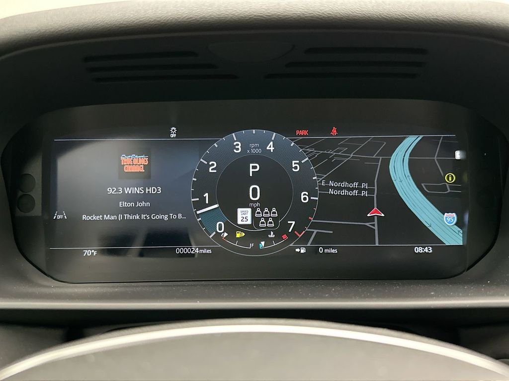 New 2026 Eiger Grey Land Rover S image 16