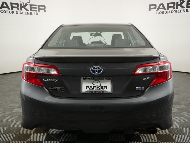 Used 2014 Magnetic Gray Metallic Toyota SE image 6