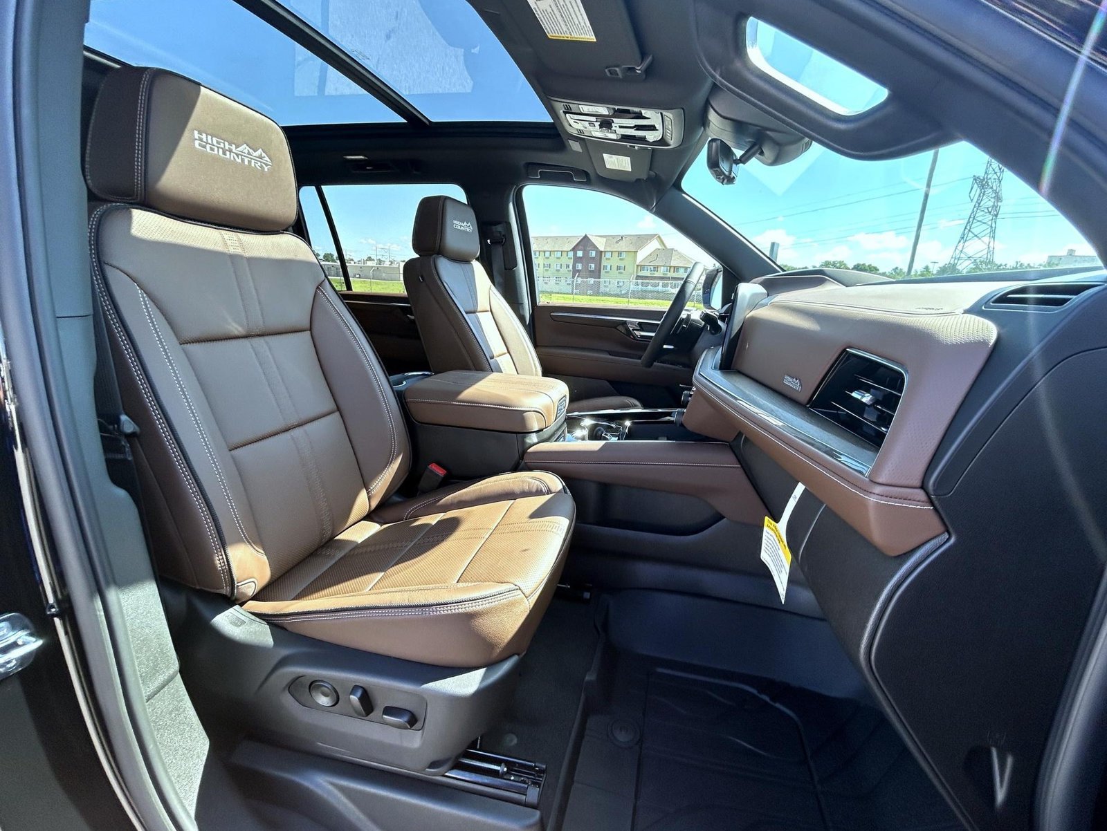 2026 Chevrolet Suburban High Country - Photo 15