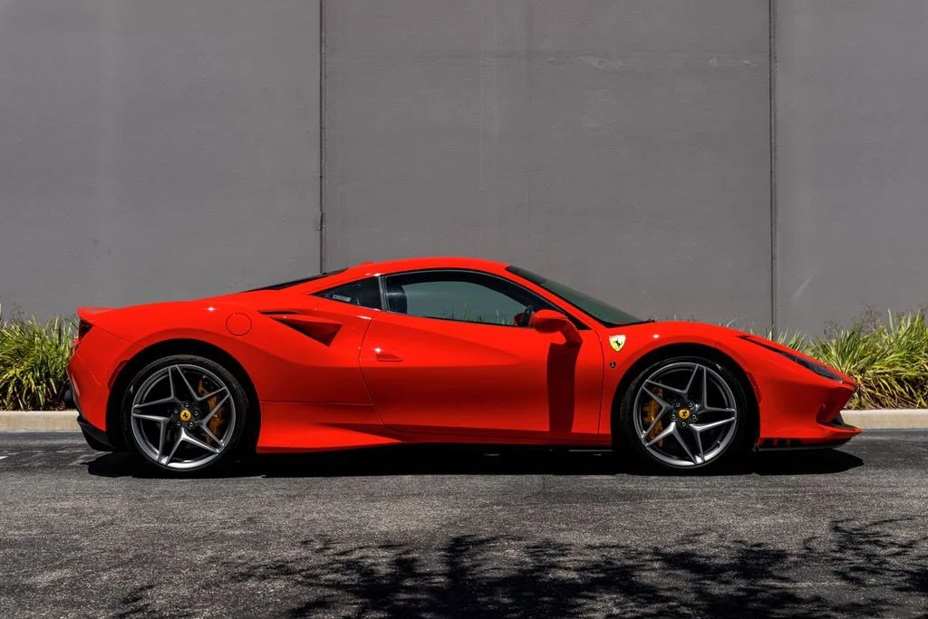 Used 2022 Rosso Scuderia Ferrari  image 6