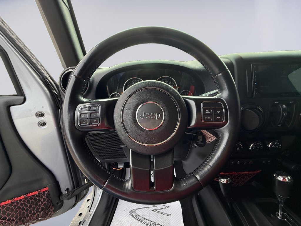 Used 2017 Silver Jeep Unlimited Rubicon Recon image 14