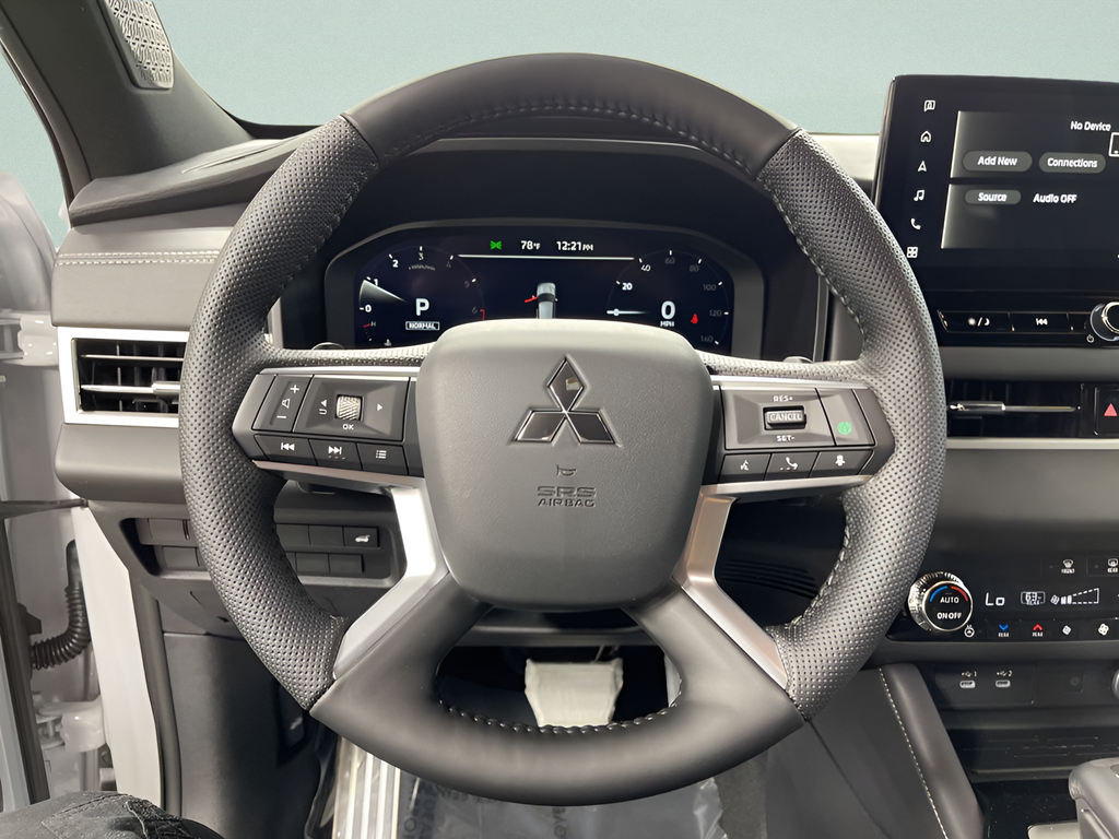 New 2026  Mitsubishi Black Edition image 6