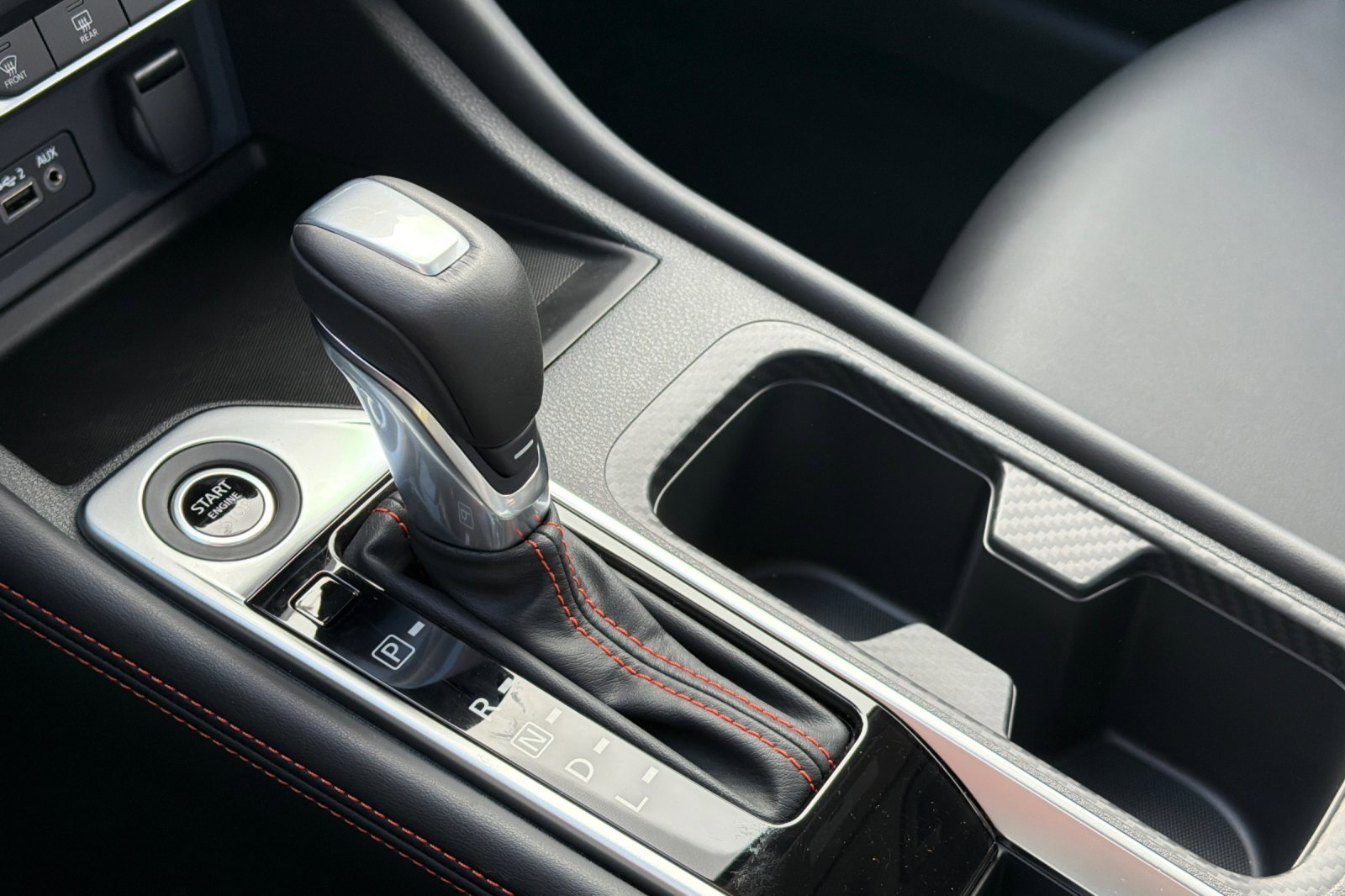 New 2025 Atlantic Gray Metallic/Super Black Nissan SR image 17