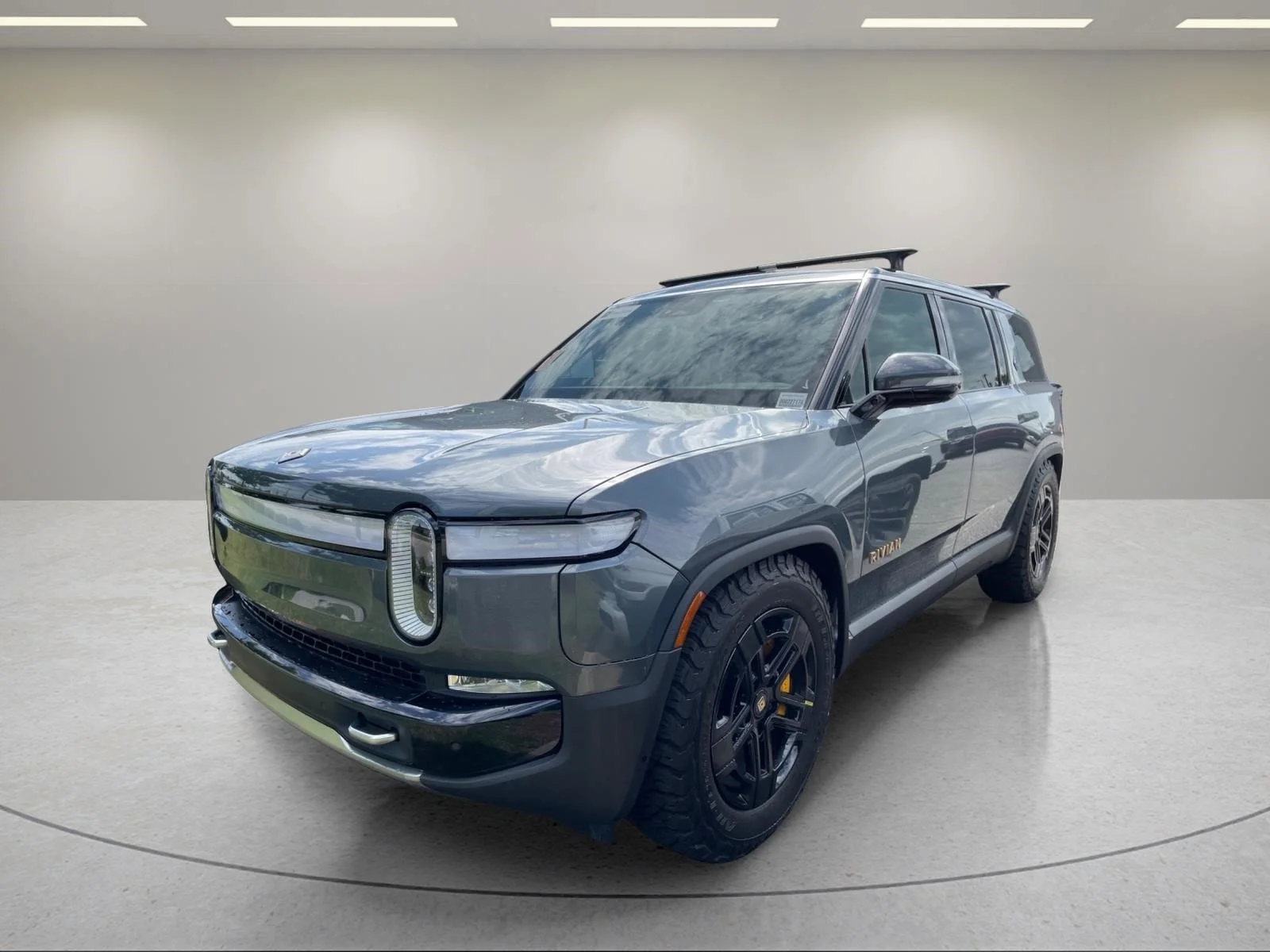 2022 Rivian R1S Launch Edition's photo