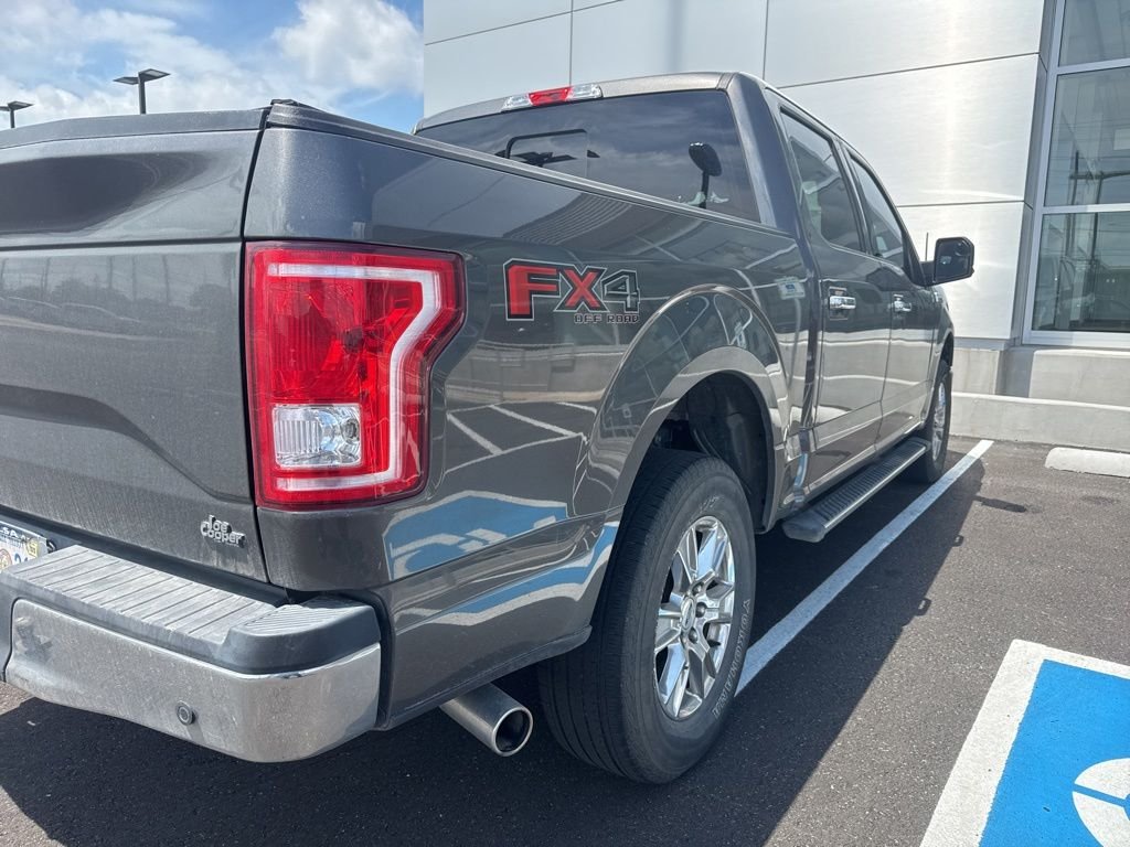 Used 2017 Gray Ford XLT image 6
