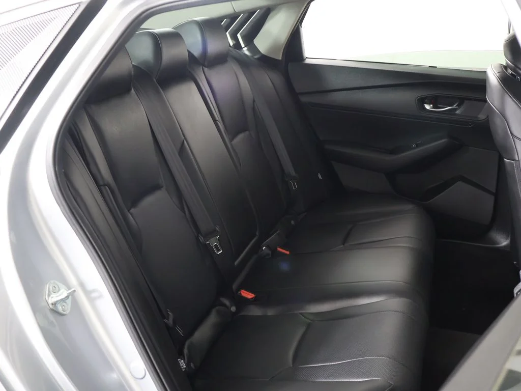 Used 2025 Silver Honda EX-L image 30