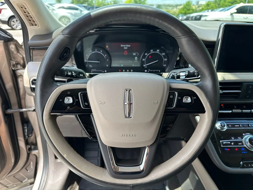 Used 2020 Brown Lincoln Reserve image 19