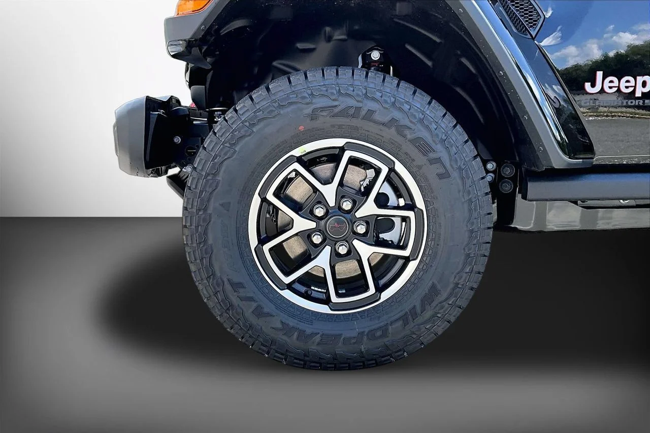 New 2026 Black Clearcoat Jeep Rubicon image 28