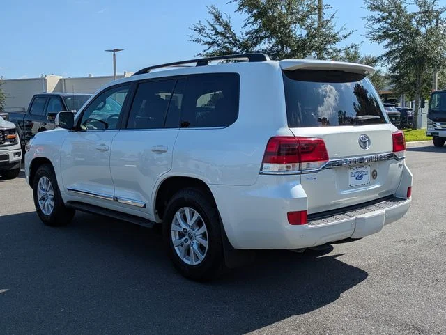 Used 2020 Blizzard Pearl Toyota Base image 6