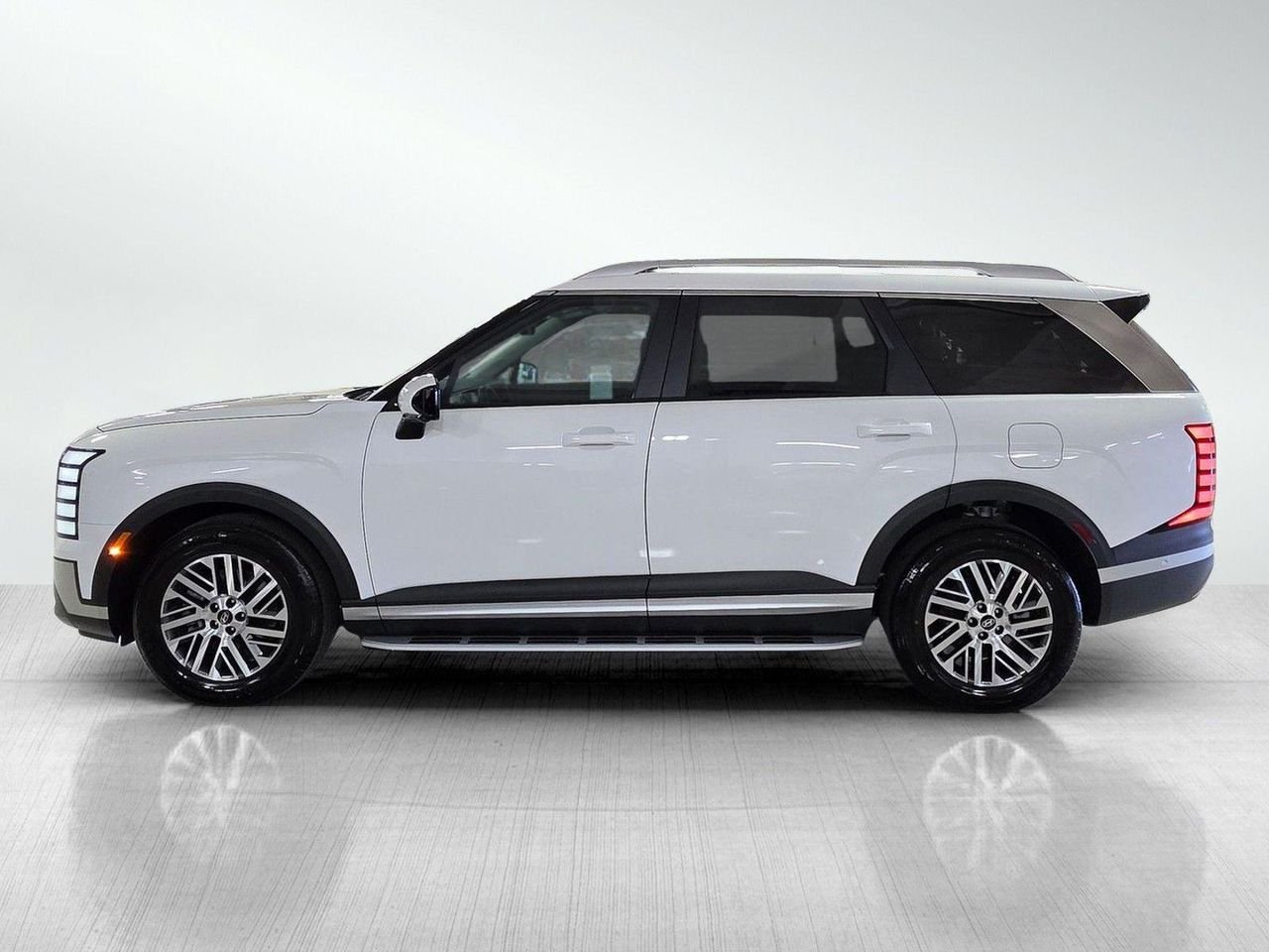 New 2026 Creamy White Pearl Hyundai SEL Premium AWD image 4