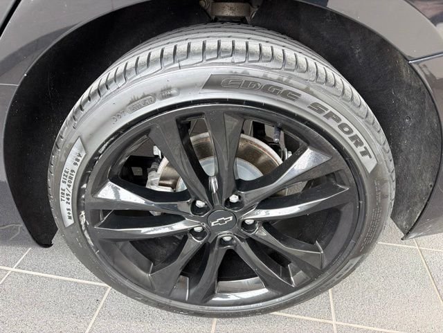 Used 2023  Chevrolet LT image 6