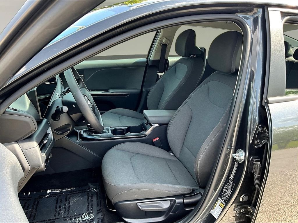 Used 2025 Gray Kia LXS image 23