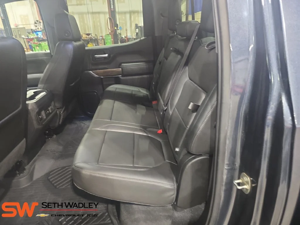 Used 2020 SHADOW GRAY METALLIC Chevrolet LT Trail Boss image 15