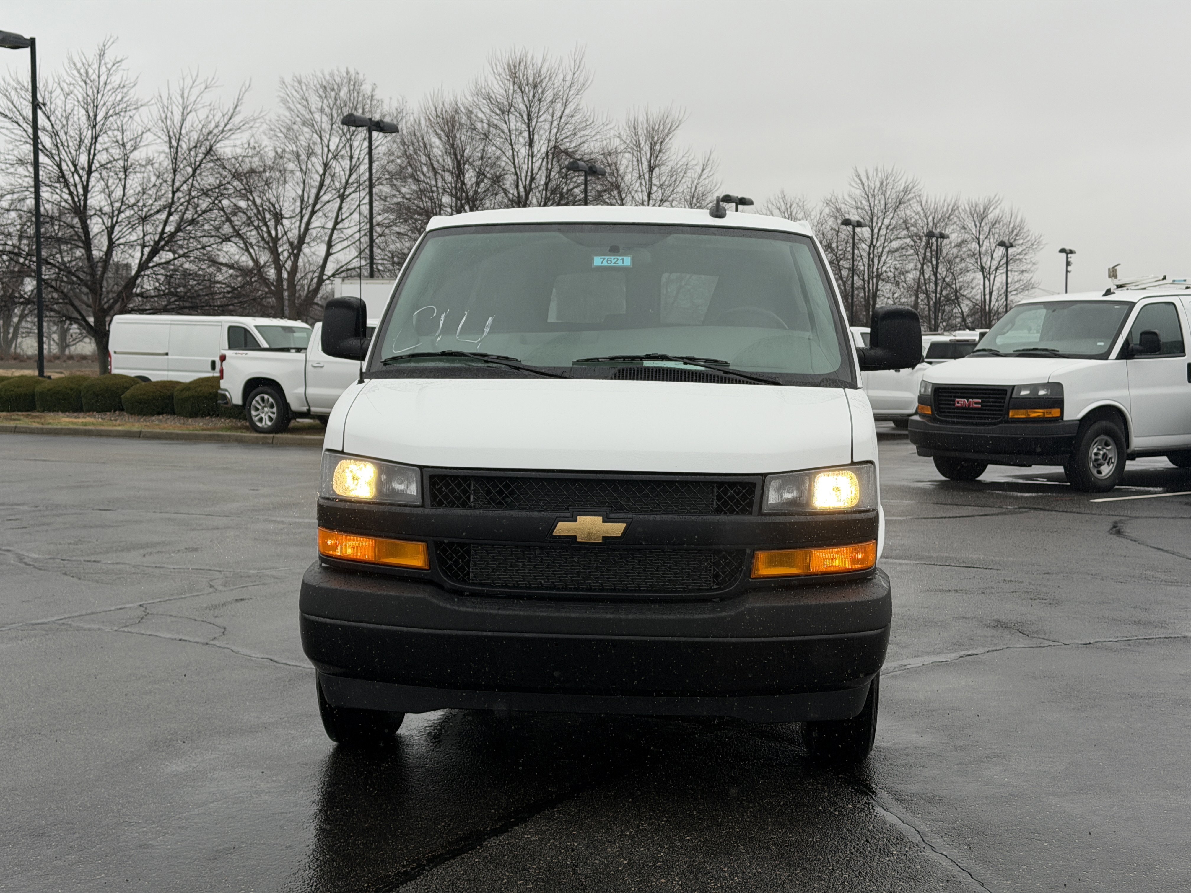 New 2025 Summit White Chevrolet 1LS image 15