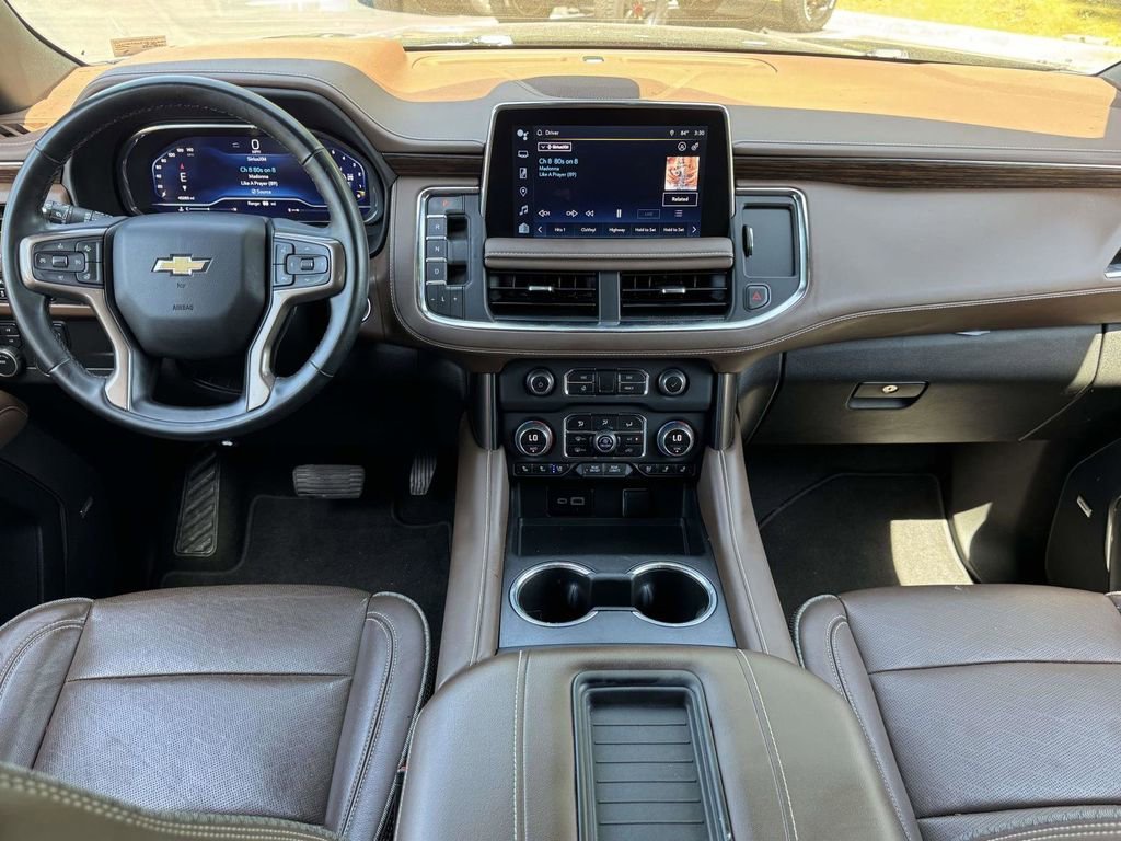 Used 2023 Black Chevrolet High Country image 3