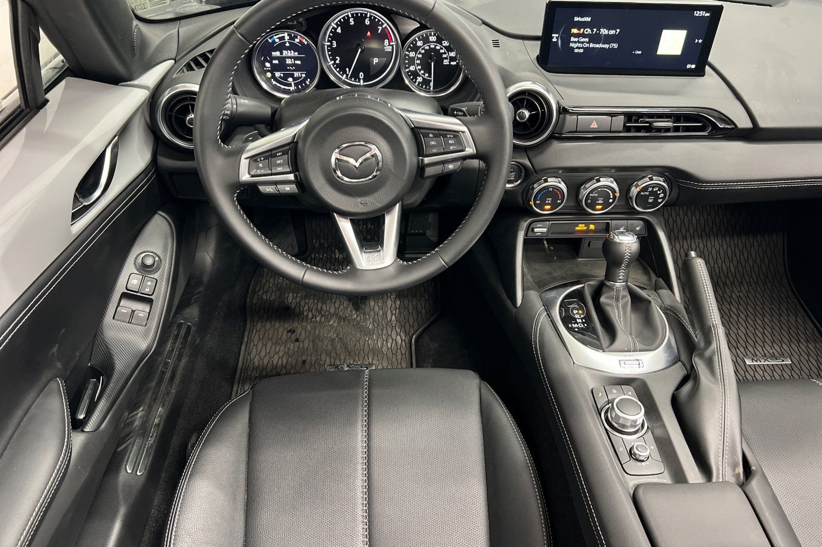 2024 Mazda MX-5 Miata RF Grand Touring - Photo 11