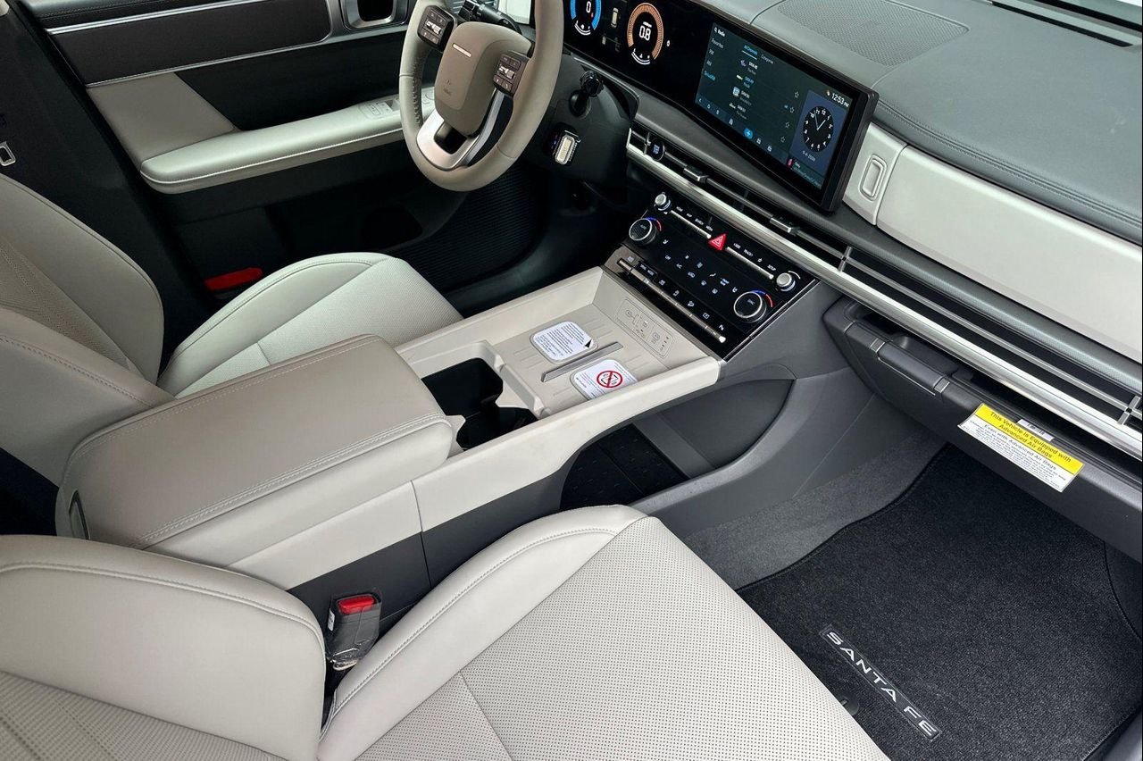 New 2027 White Hyundai SEL AWD image 19