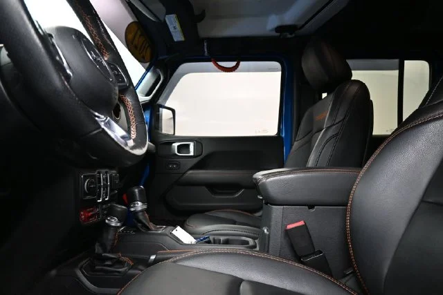 Used 2021 Blue Jeep Mojave image 17