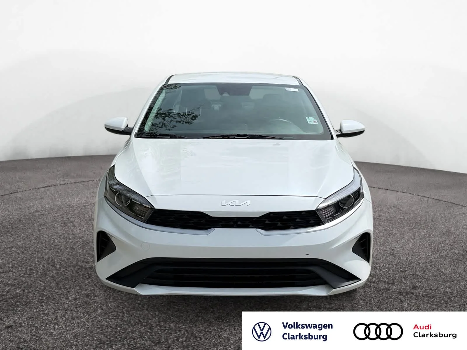 Used 2024 Kia Forte LXS with VIN 3KPF24ADXRE706703 for sale in Bridgeport, WV