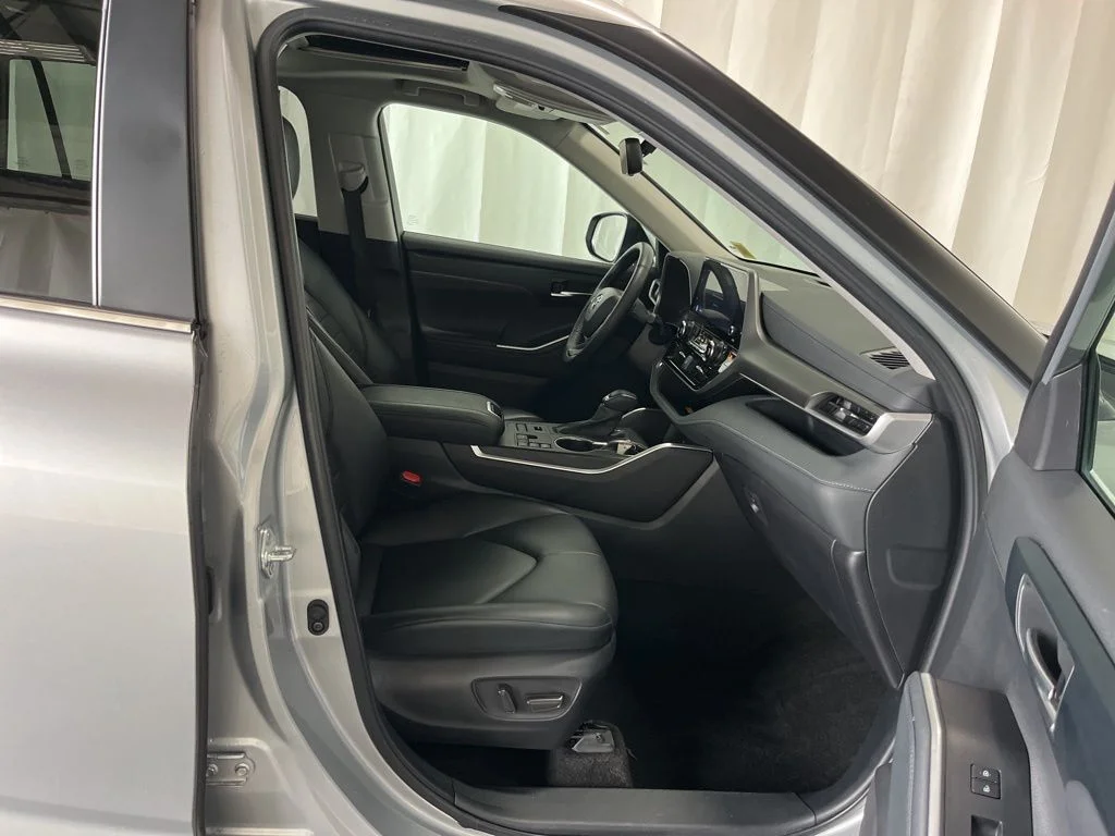 Used 2024 Celestial Silver Metallic Toyota XLE image 22