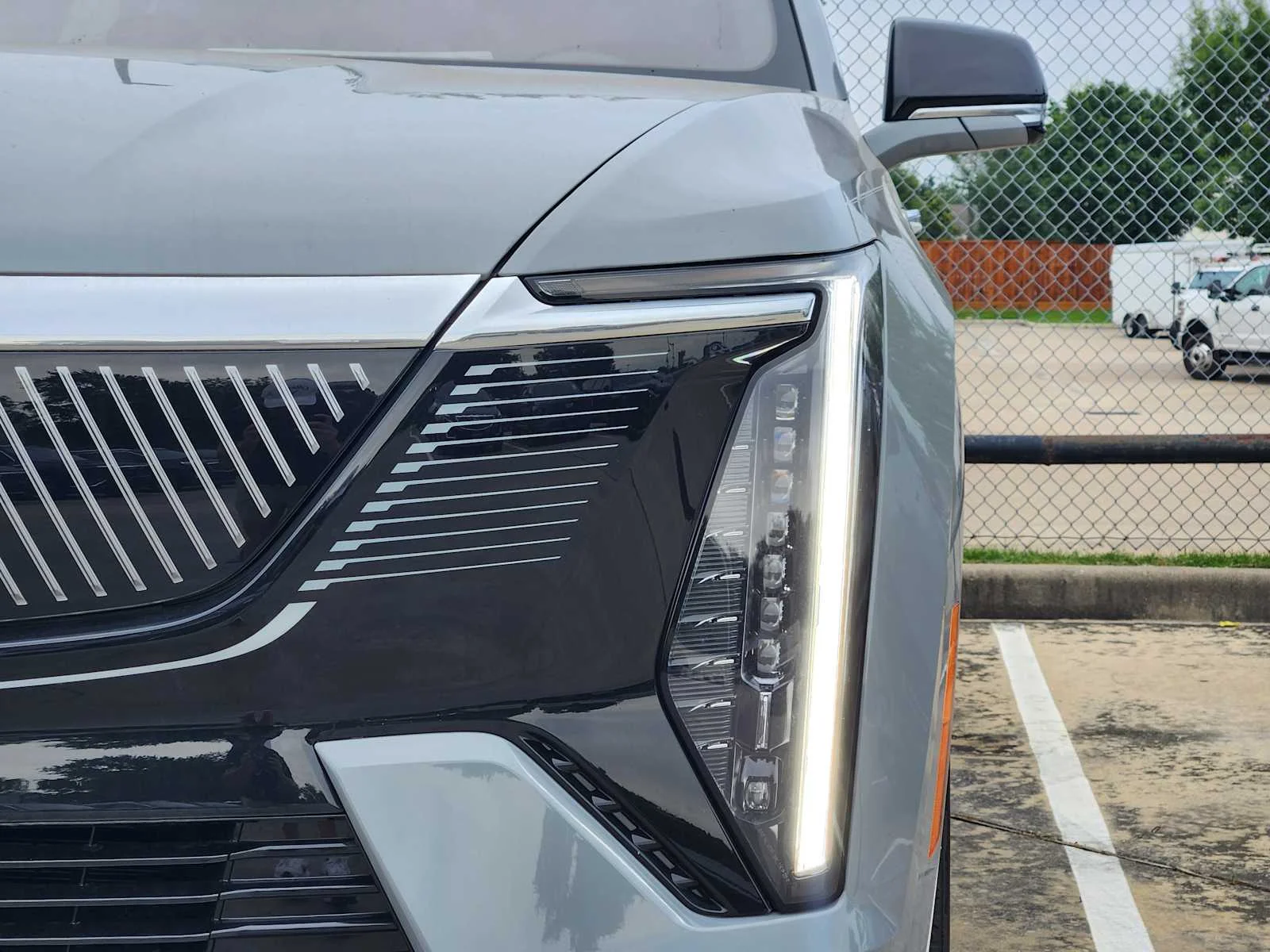 New 2026 Luna Metallic Cadillac Luxury image 6