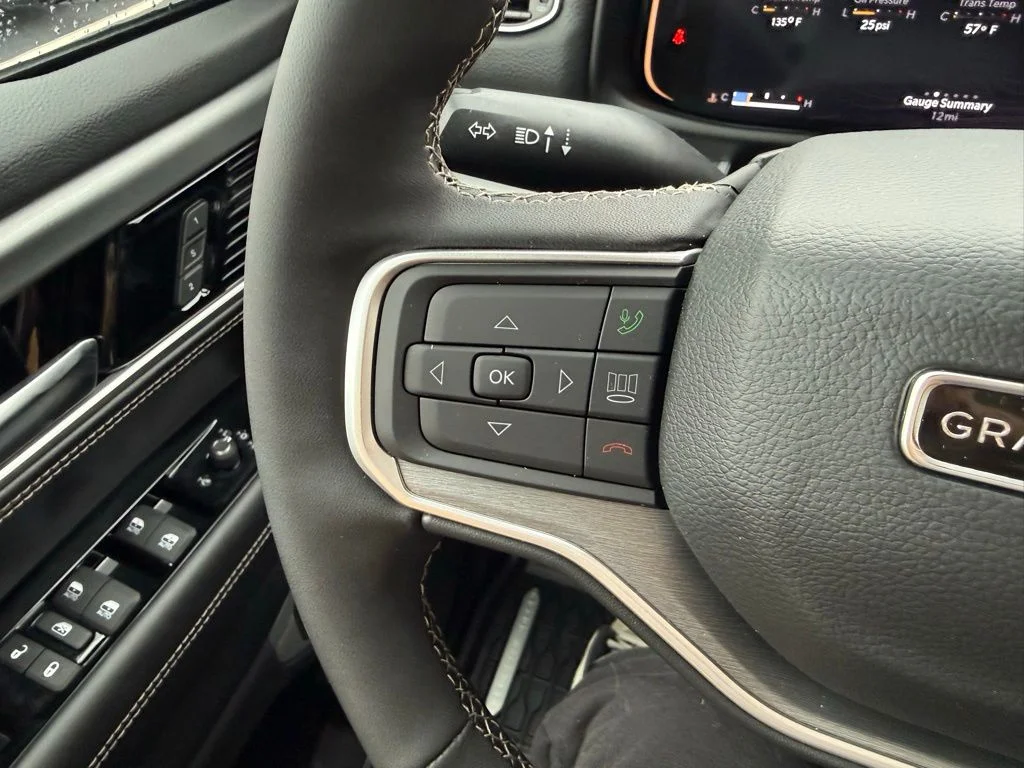 New 2026 High Gloss Black Exterior Paint Jeep  image 15