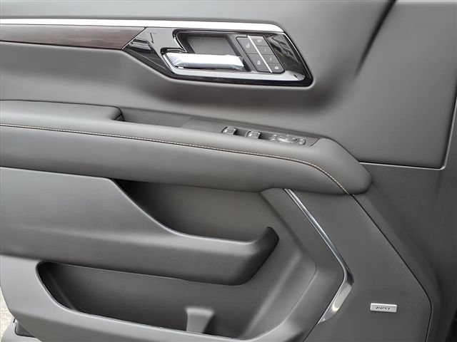 New 2026 Dark Ash Metallic Chevrolet Premier image 13