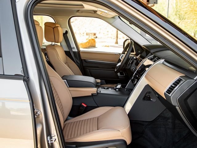 2025 Land Rover Discovery Metropolitan Edition - Photo 27