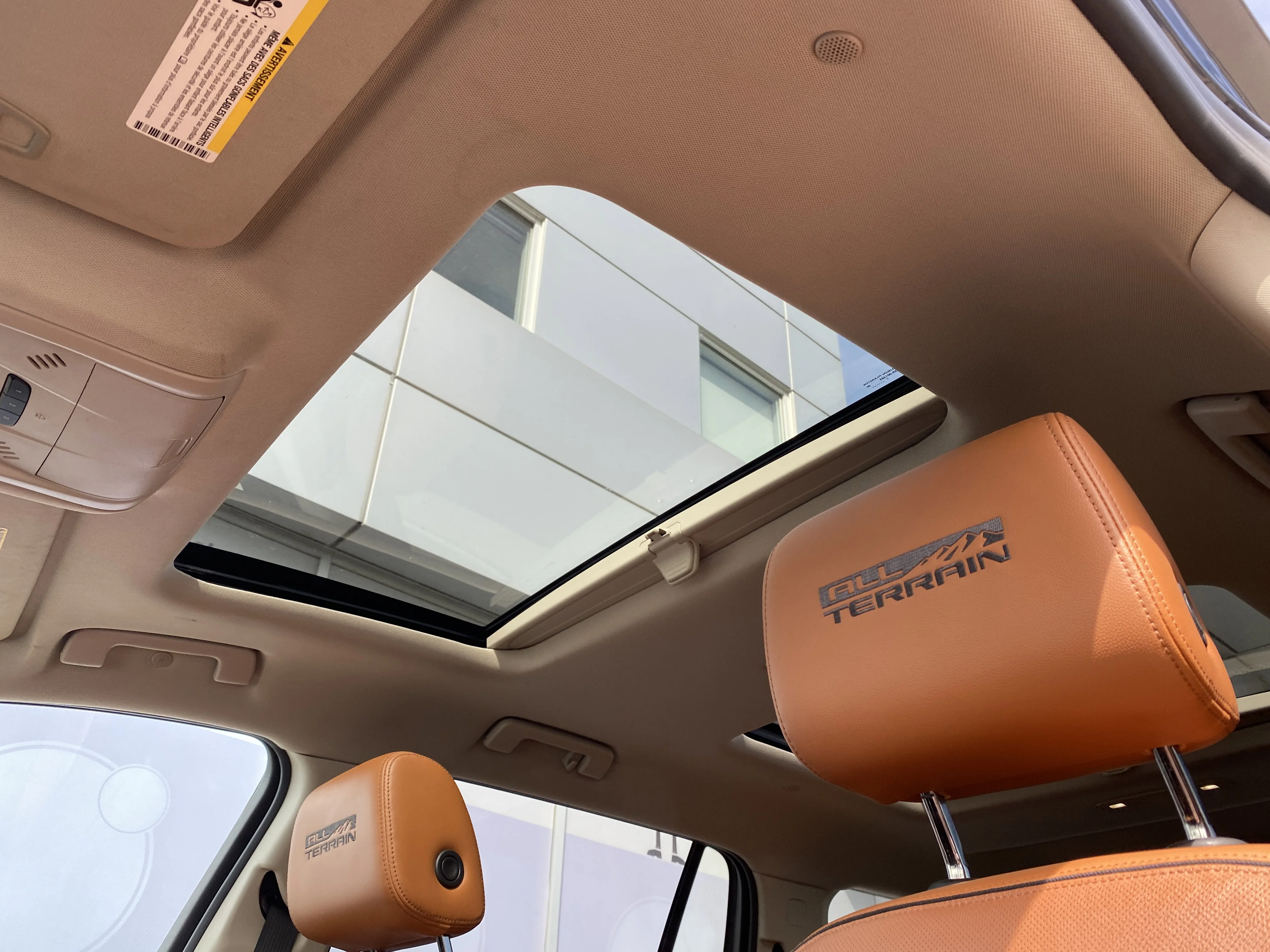 Used 2018 Gray GMC SLT-1 AWD * ALL TERRAIN * DUAL CLIMATE ZONES * image 19