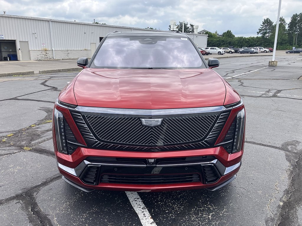 Used 2026 Cadillac VISTIQ Platinum Sport with VIN 1GYC3RML5TZ706615 for sale in Dayton, OH