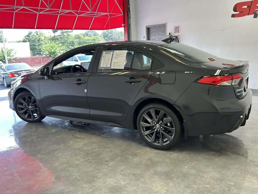 Used 2026  Toyota SE image 6