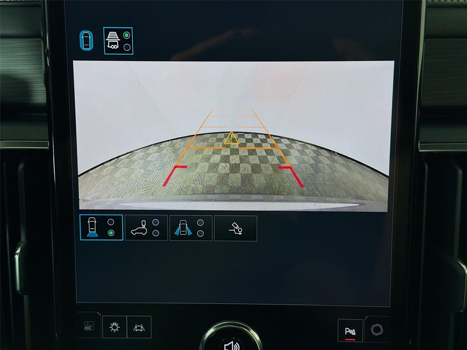 2026 GMC Acadia Elevation - Photo 16