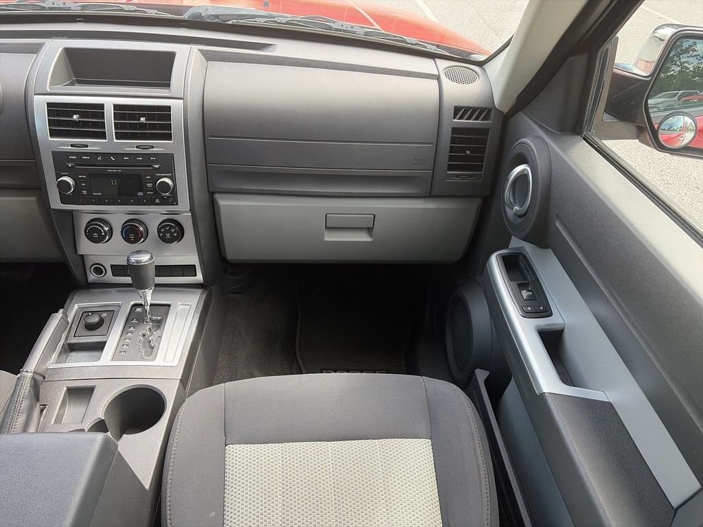Used 2010 Red Dodge SXT image 12