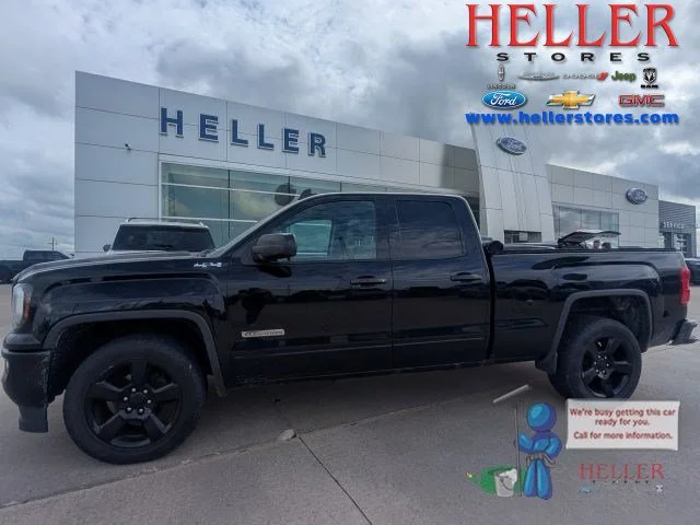 Used 2017 Onyx Black GMC Base image 1