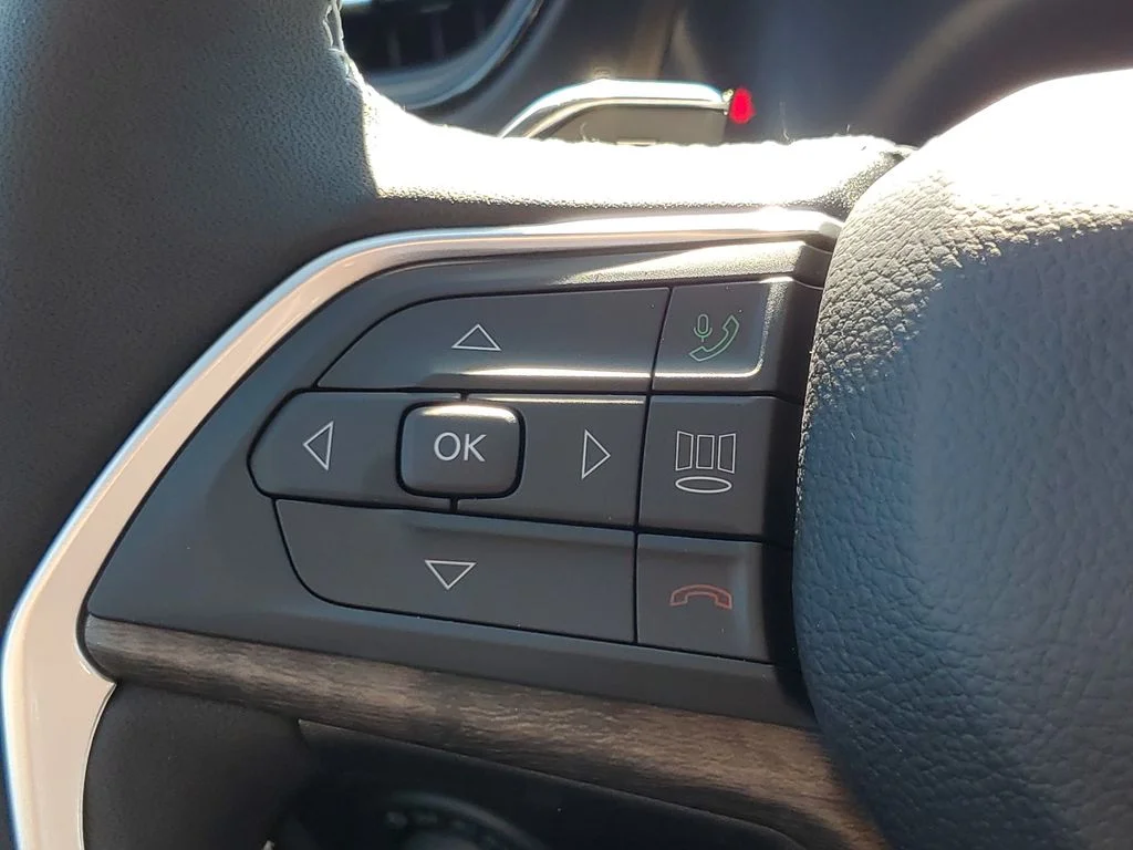 New 2026 Silver Jeep Limited image 17