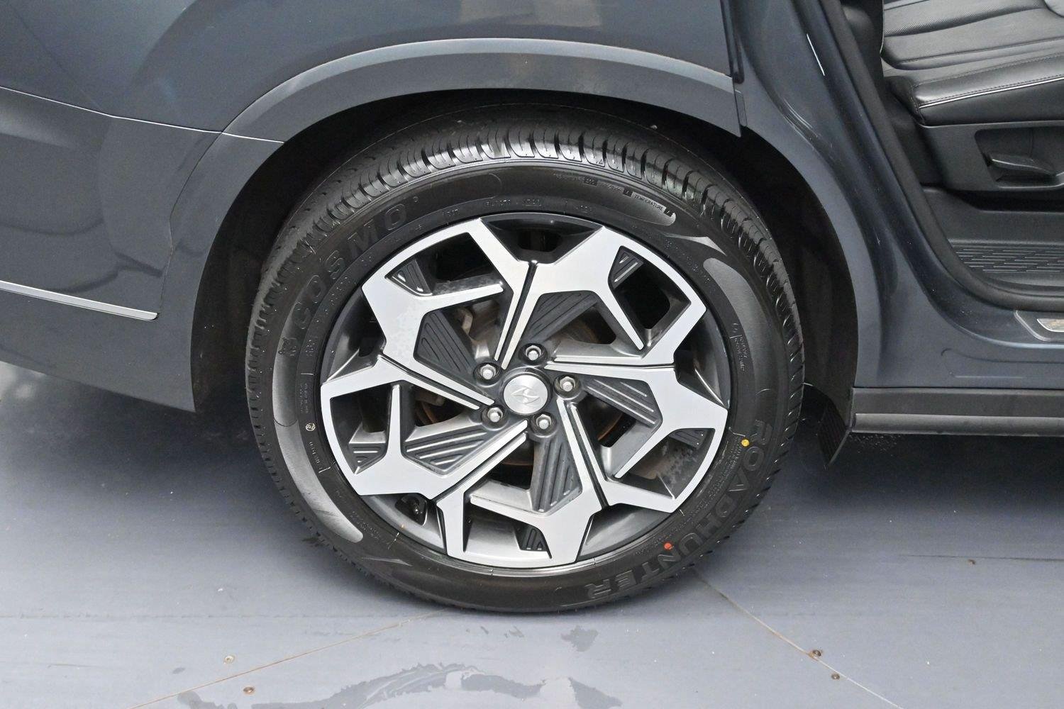 Used 2021 Steel Graphite Hyundai Calligraphy image 40