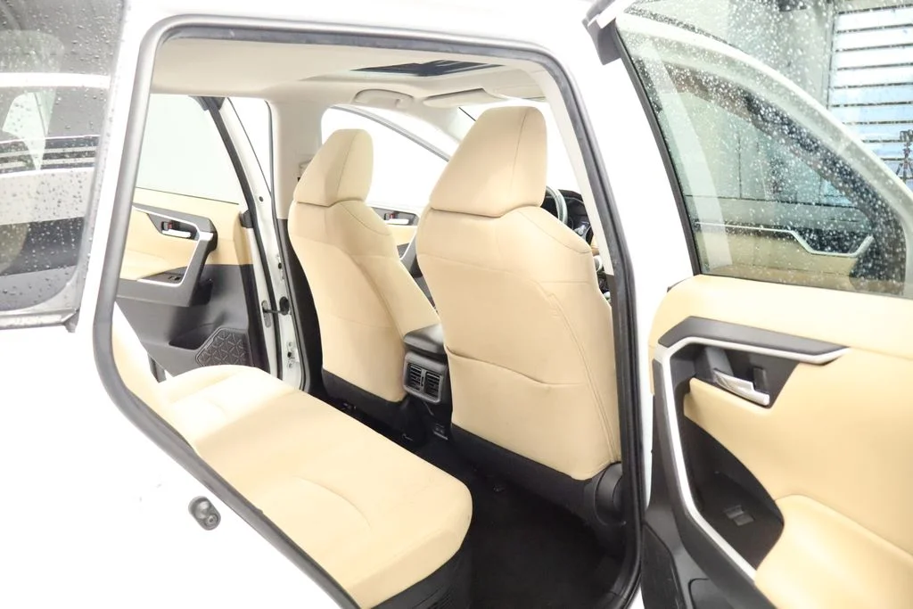 Certified Used 2022 White Toyota XLE image 25