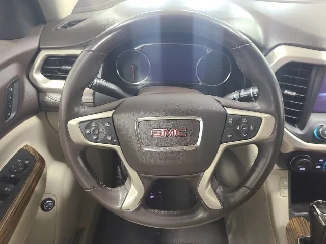 Used 2019 White Frost Tricoat GMC Denali image 22
