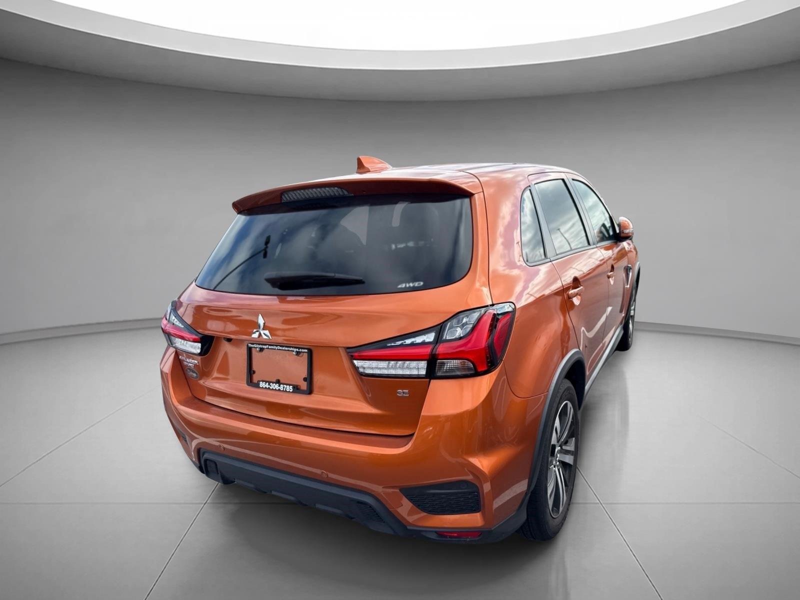 Used 2023 Sunshine Orange Metallic Mitsubishi ES image 14