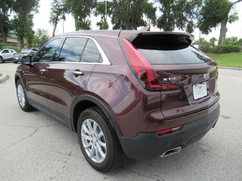 Used 2023  Cadillac Luxury image 5