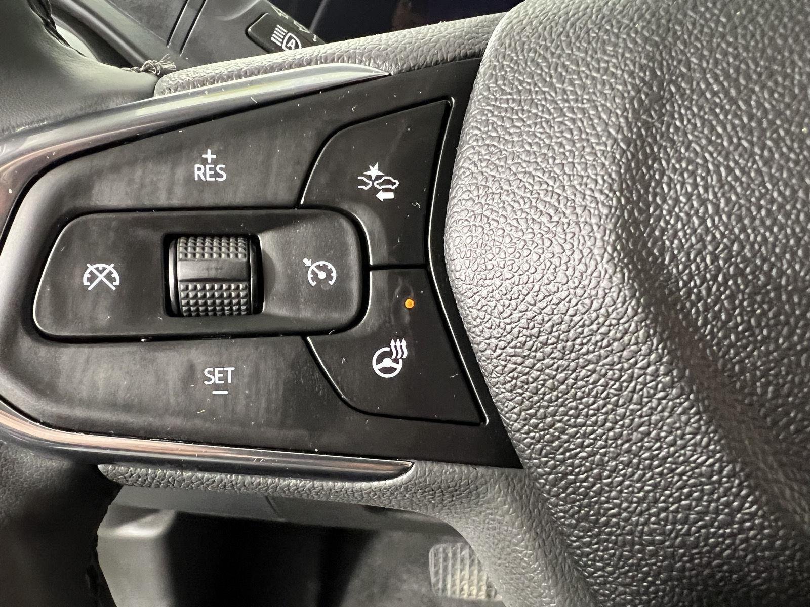Used 2025 Cypress Gray Chevrolet LT image 20
