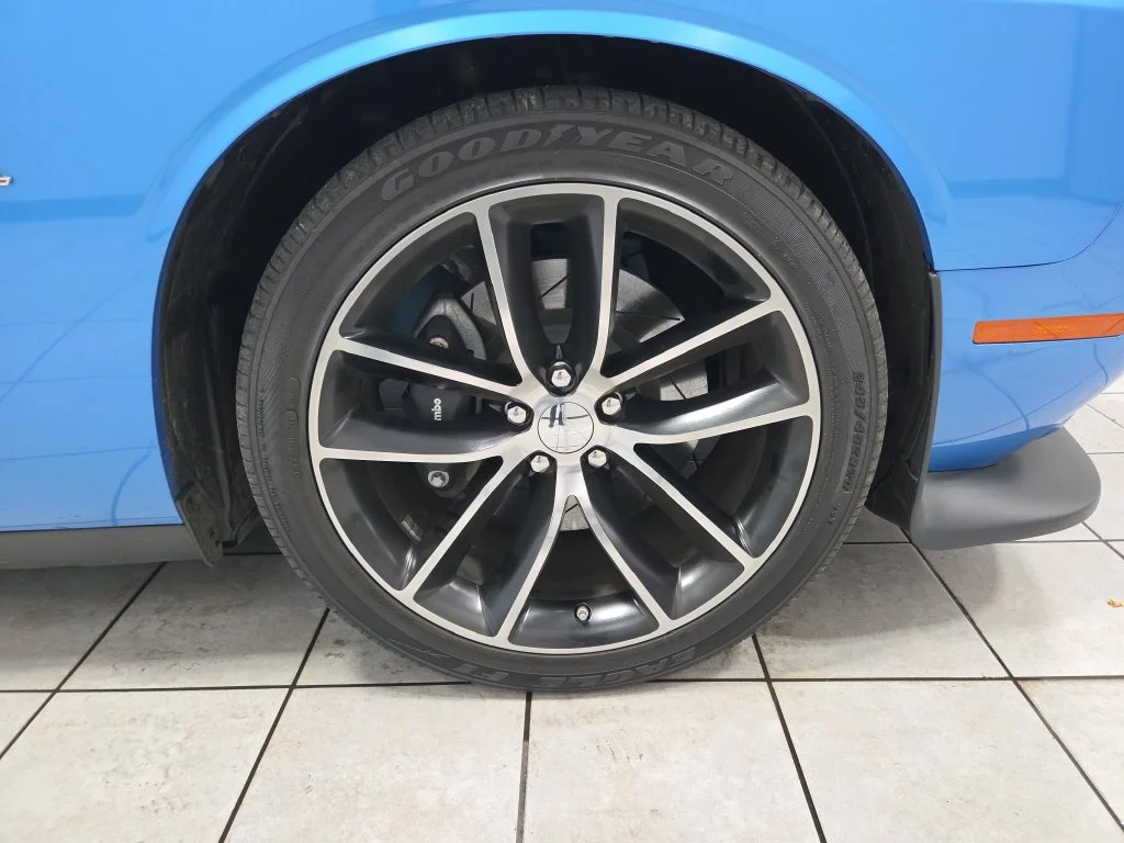 Used 2015 Blue Dodge R/T Scat Pack image 16