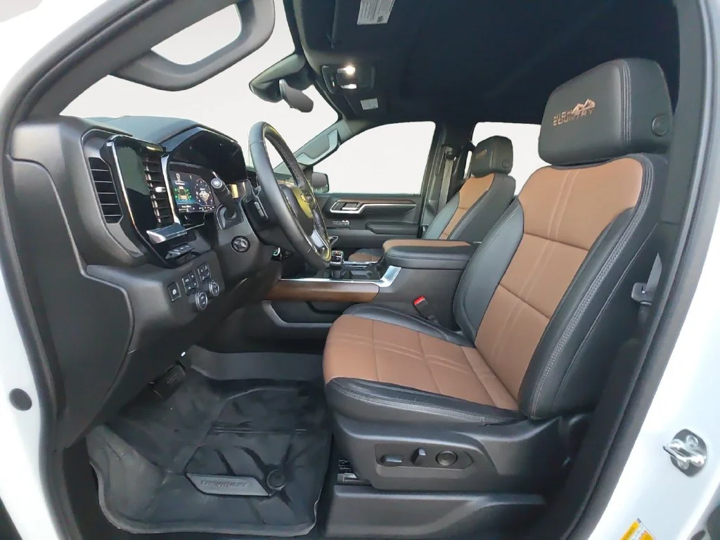 Used 2025 Beige Chevrolet High Country image 16